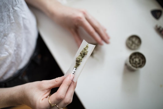 How to spot the signs of Cannabis use